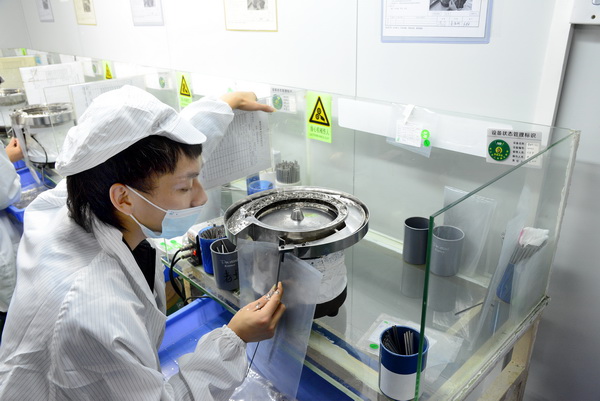 Shrapnel tube assembly workshop